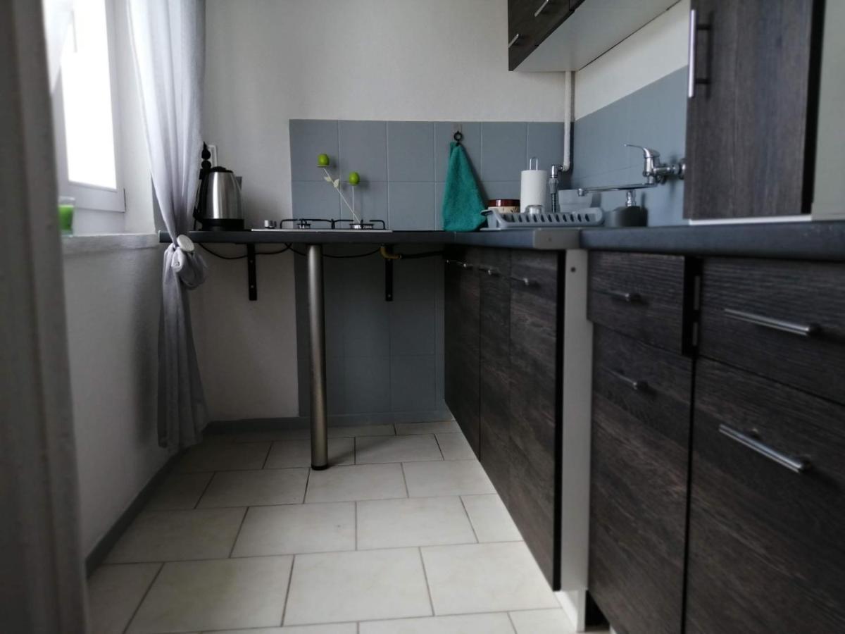 Self Check-In Targi Lotnisko Parking B Apartment Познан Екстериор снимка